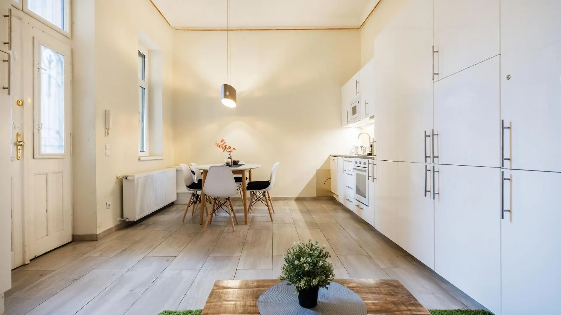 Your 3-Bdrm Apartment At Szimpla Kert Budapest Hungary
