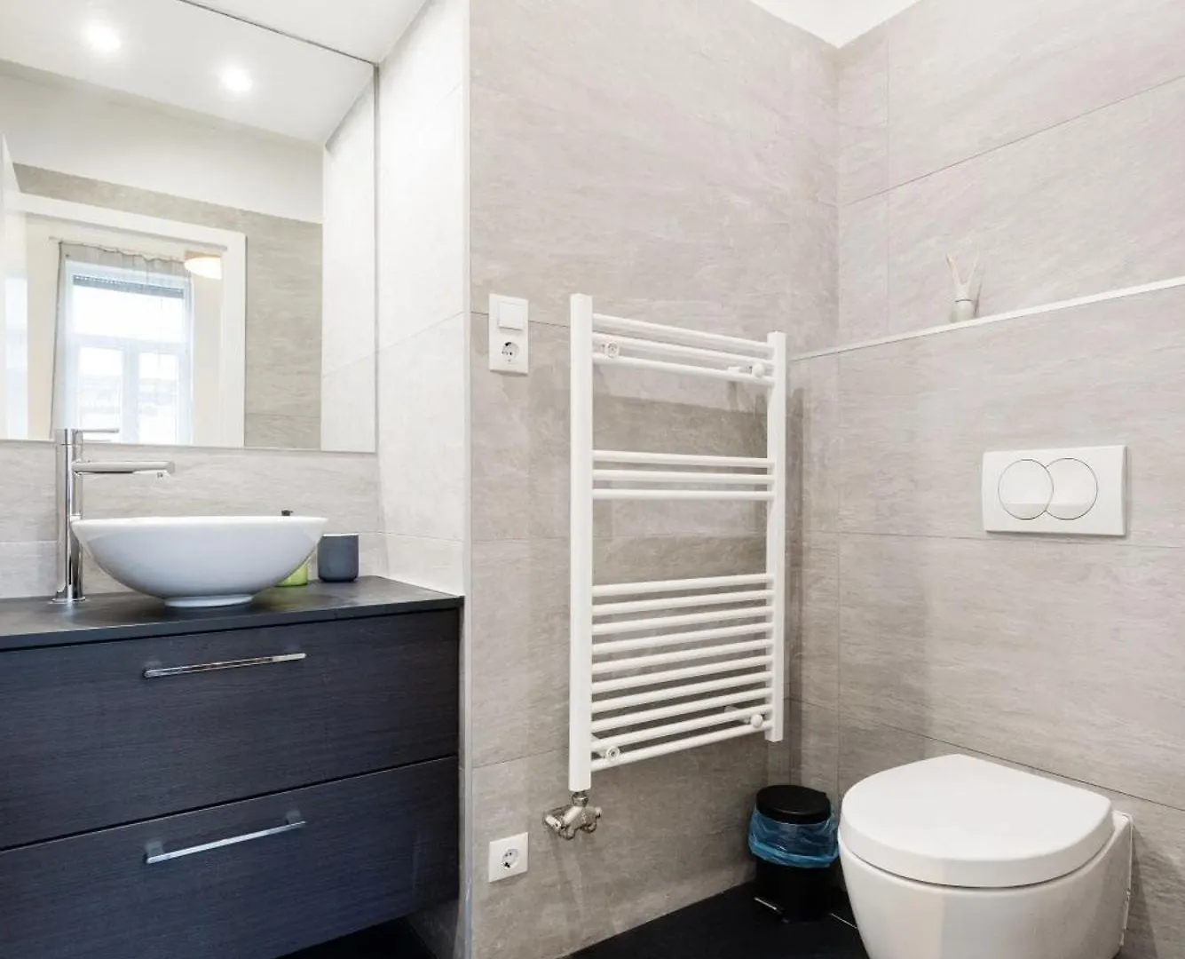 Your 3-Bdrm Apartment At Szimpla Kert Budapest